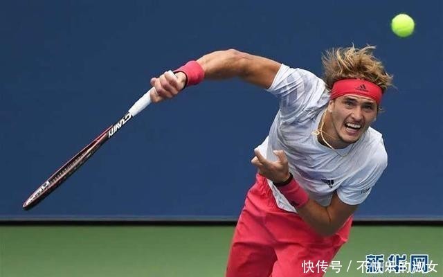 在接受采访 在接受采访